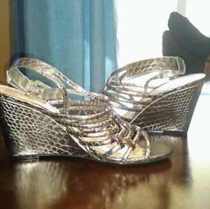 Marc Fisher sliver strappy sandal